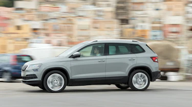 Skoda Karoq (grey) - side