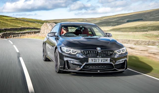 BMW M4 – front