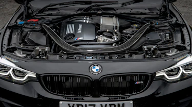 BMW M4 – engine