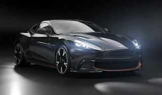 Aston Martin Vanquish S Ultimate - front quarter