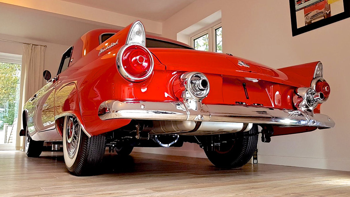 1955 Ford Thunderbird