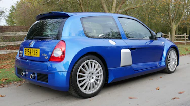2004 Renault Sport Clio V6