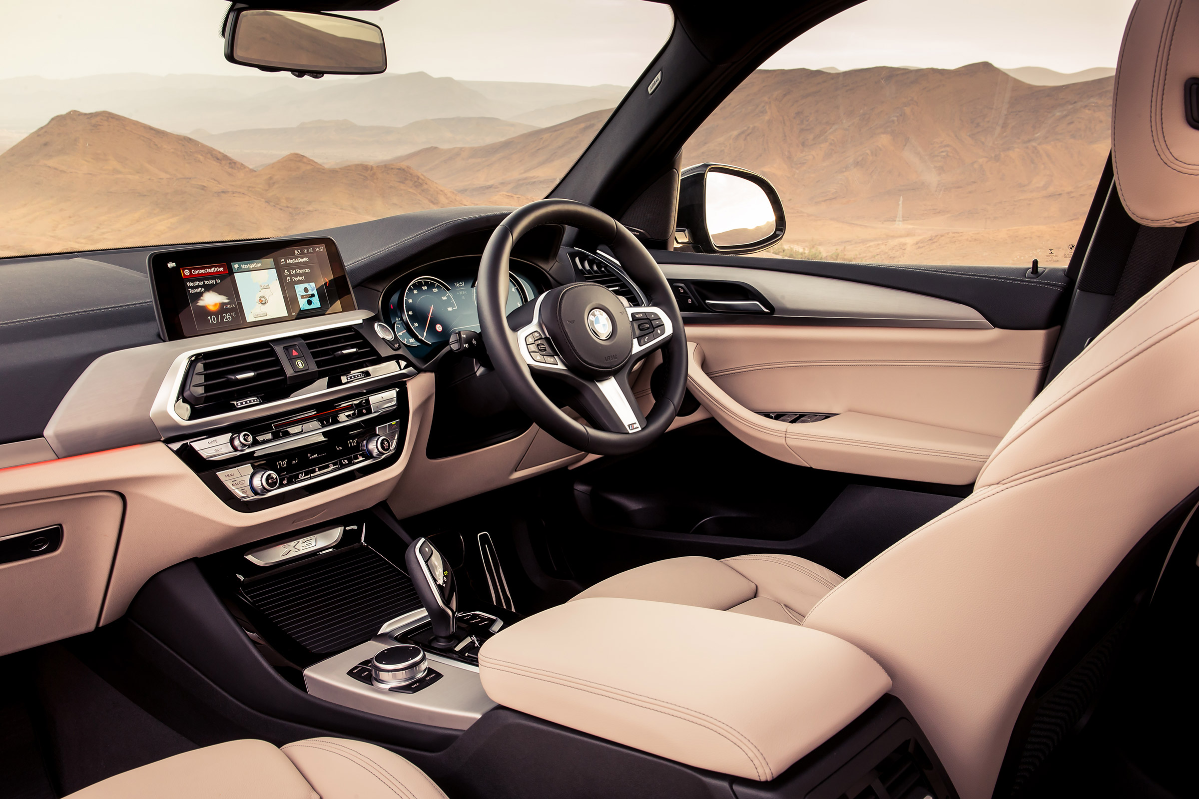BMW X3 30d M Sport - interior