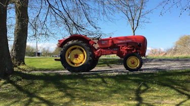 1962 Porsche-Diesel tractor