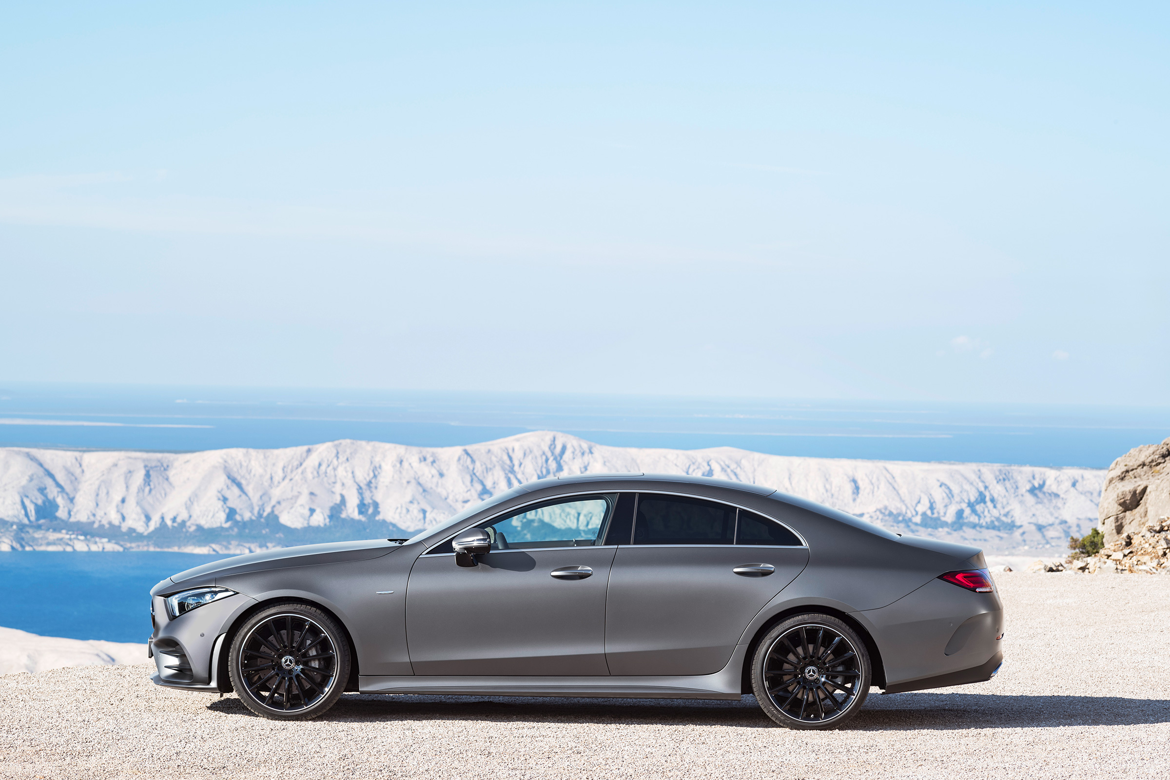 Mercedes-Benz CLS AMG Line – side