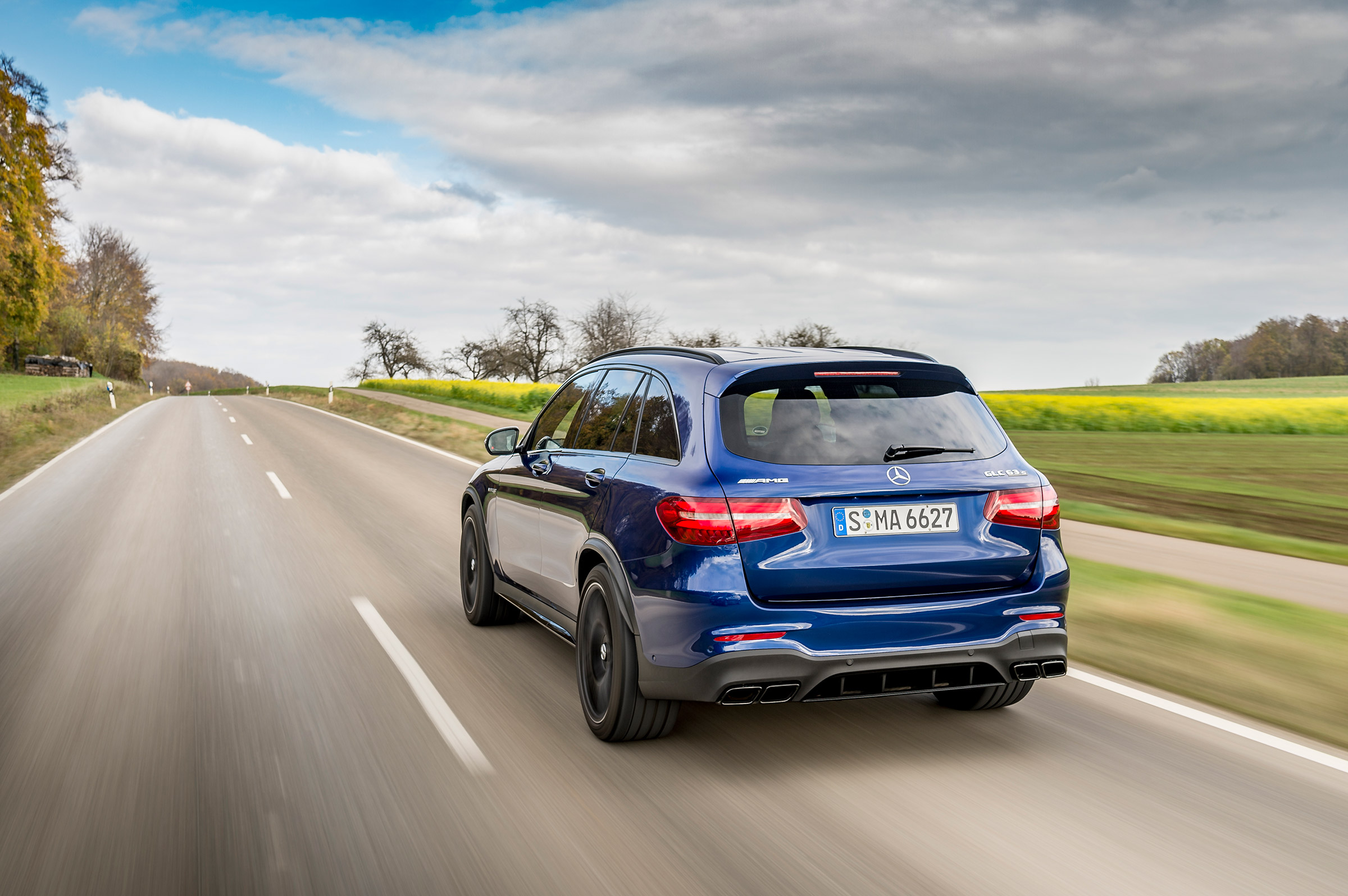 Mercedes-AMG GLC 63 S - rear driving