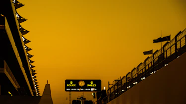 F1 Round 20 - pits