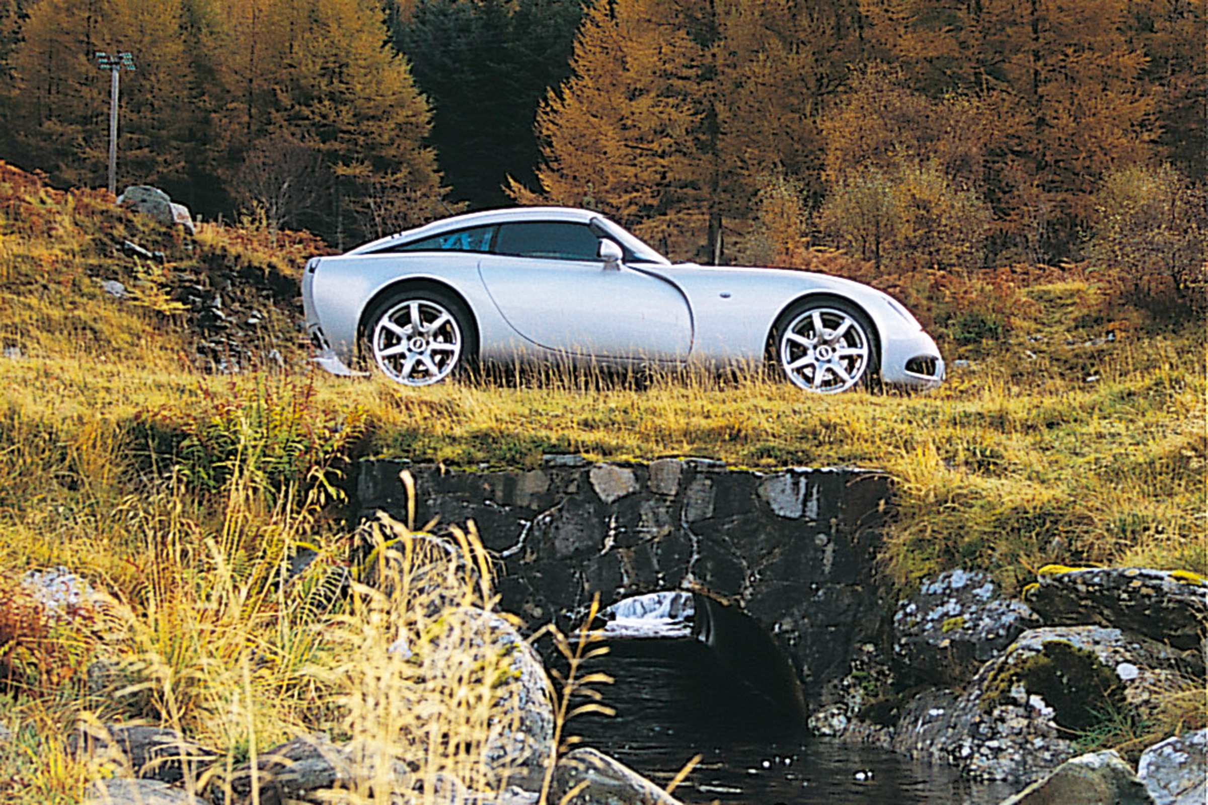 TVR T350 – side