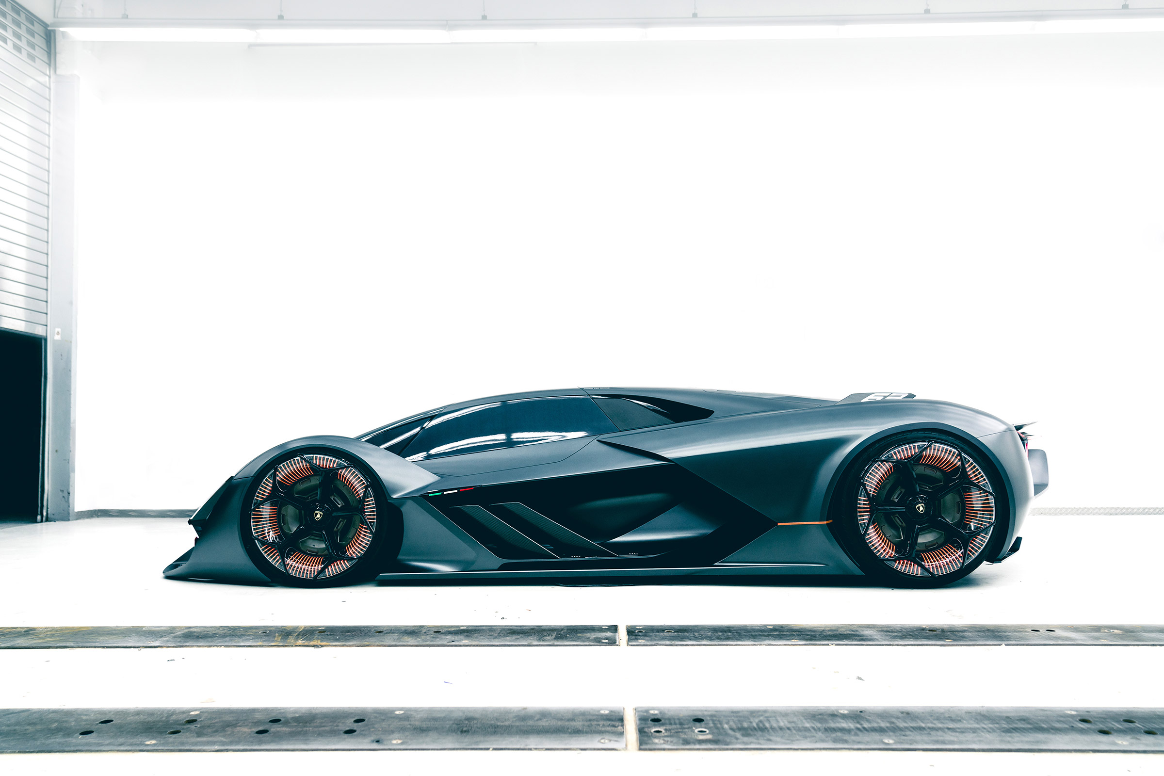 Lamborghini Terzo Millennio - profile