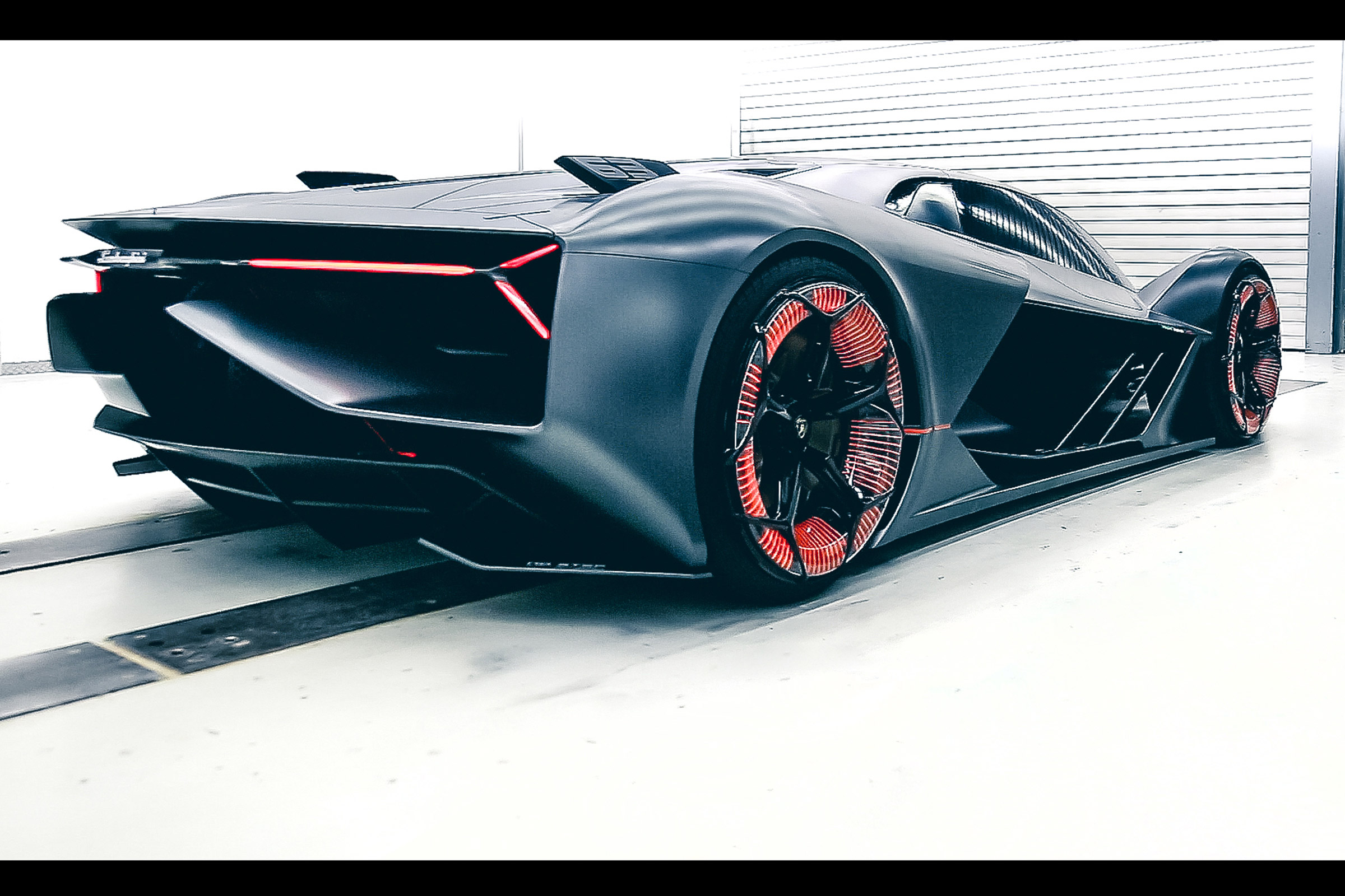 Lamborghini Terzo Millennio - rear quarter