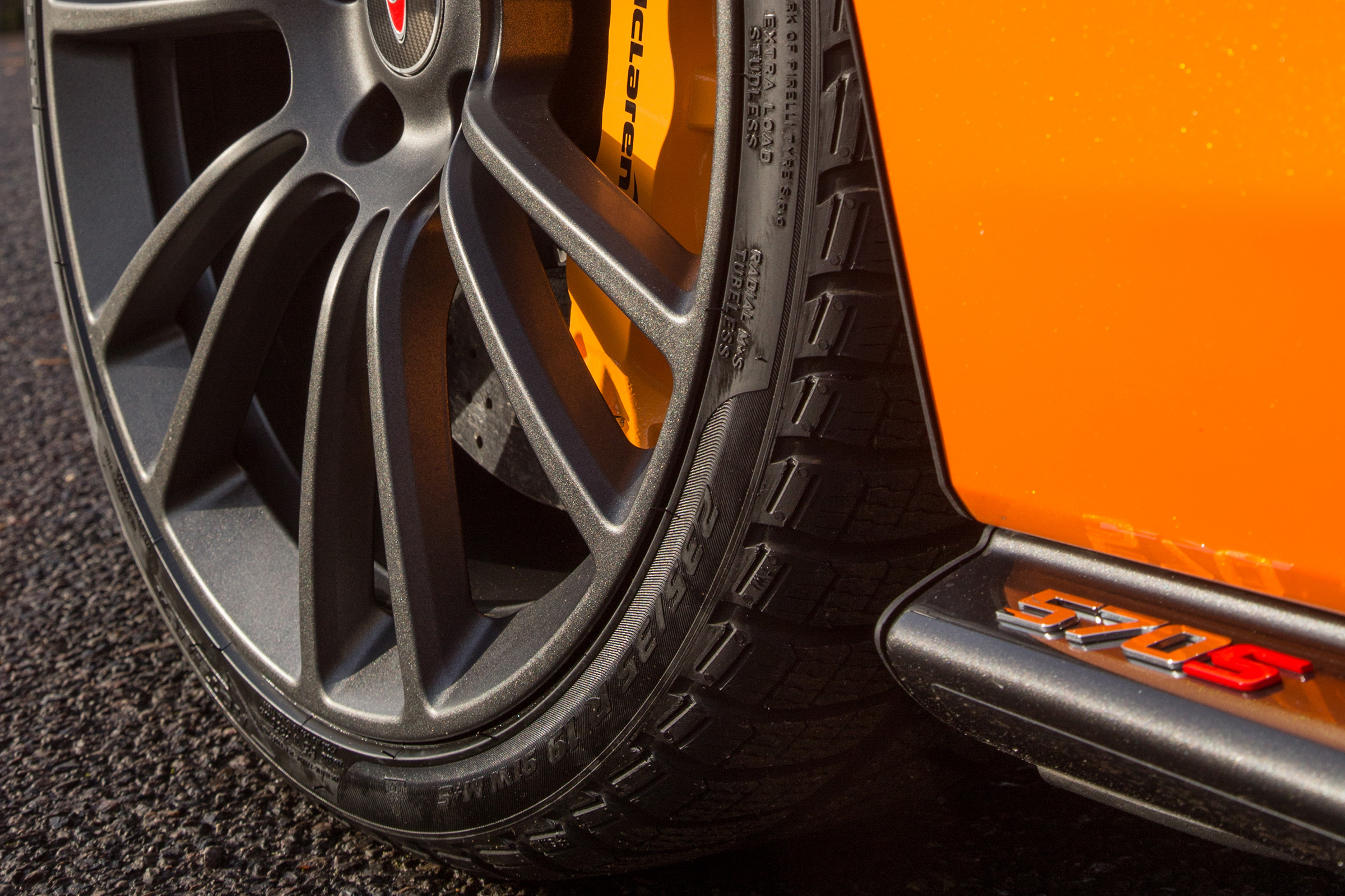 McLaren winter tyres