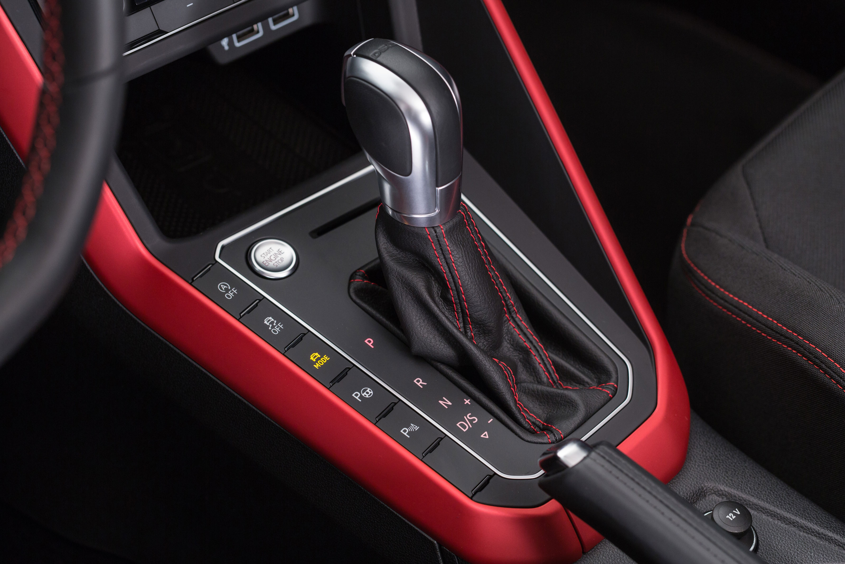 2018 VW Polo GTI – DSG gear selector