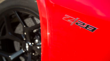 Chevrolet Camaro Z/28 - Badge