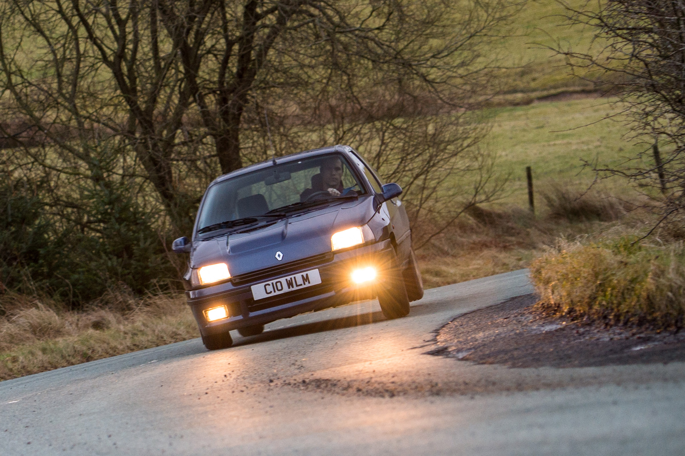 Renault Clio Williams - hard cornering