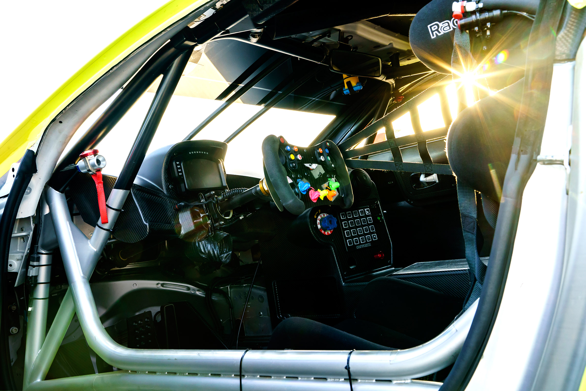 Aston Martin Racing Vantage GTE - cabin