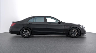 Brabus 700 – side