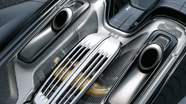 Porsche 981 - engine cover/rear deck