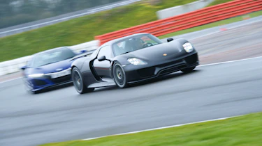 Honda NSX and Porsche 918 – cornering