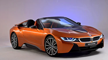 BMW i8 Roadster - front wing