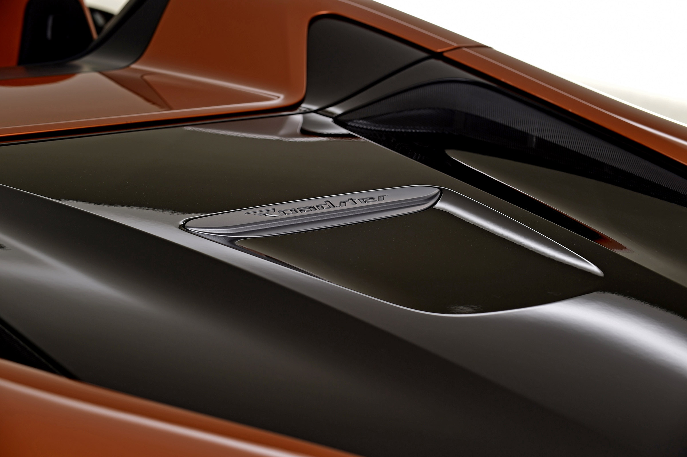 BMW i8 Roadster - rear