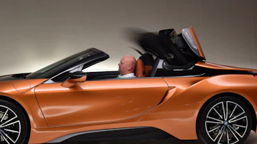 BMW i8 Roadster - roof