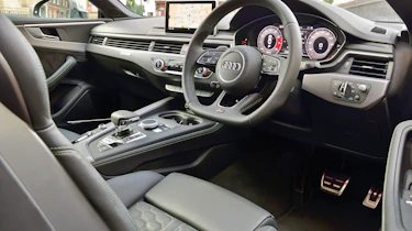 Audi RS5 – interior