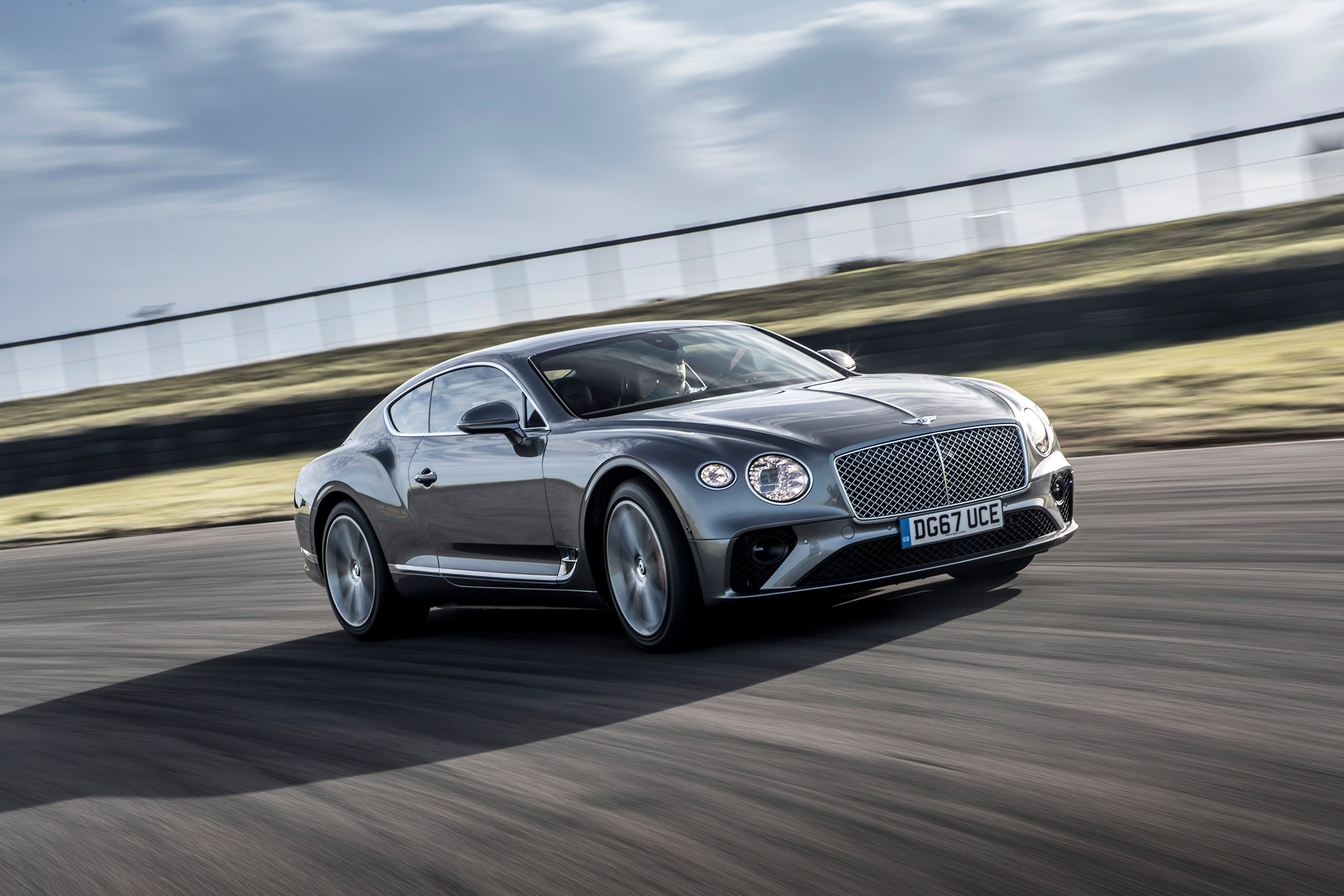 Continental GT - front quarter dynamic