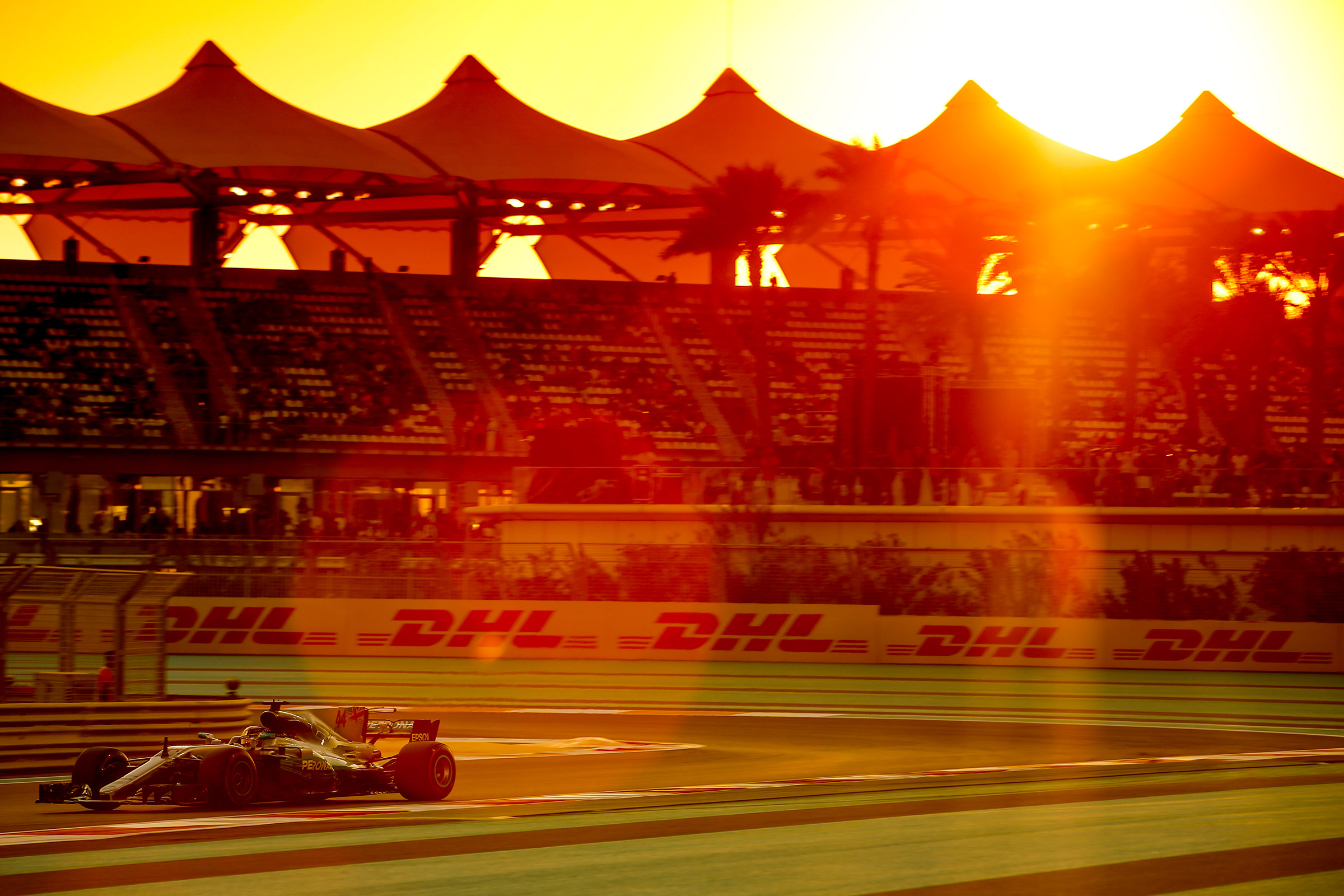 F1 Round 20 - light