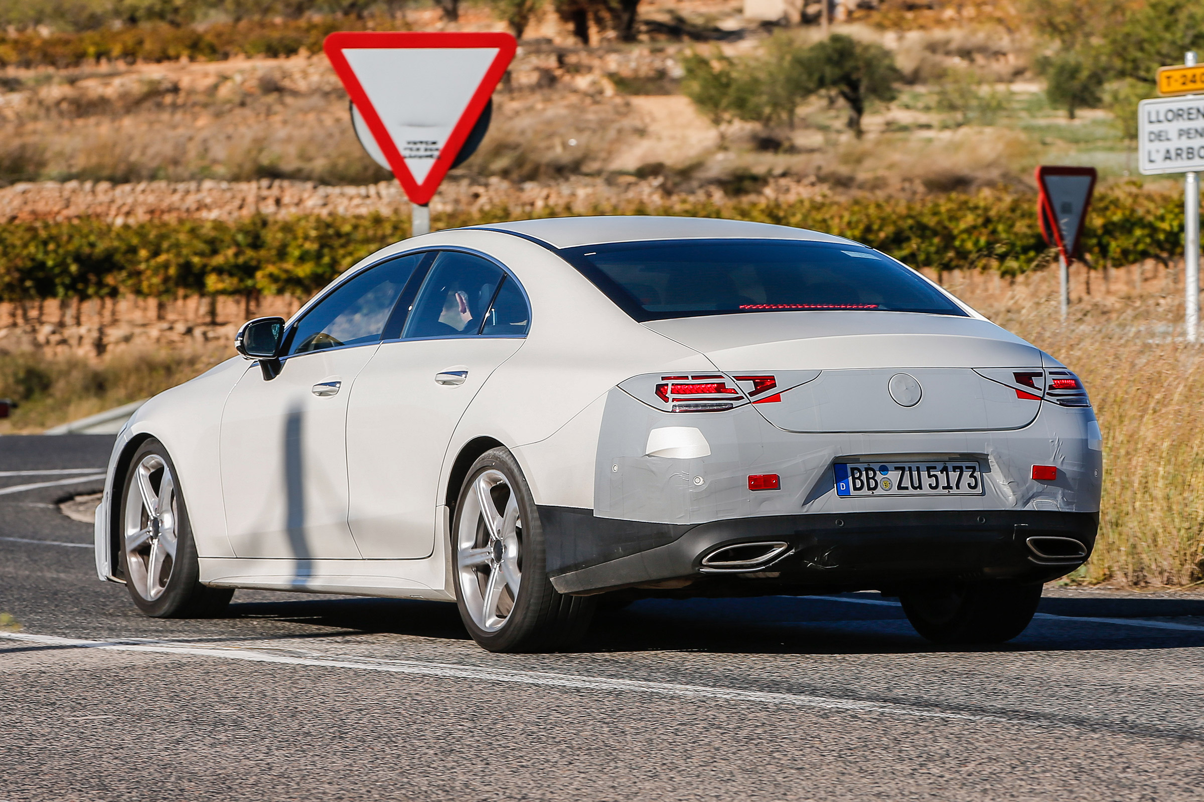 Mercedes-Benz CLS spy - rear quarter