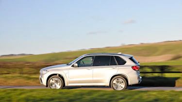 BMW X5 40e - side