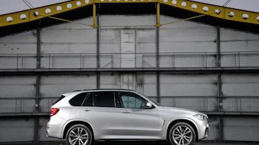 BMW X5 40e - profile