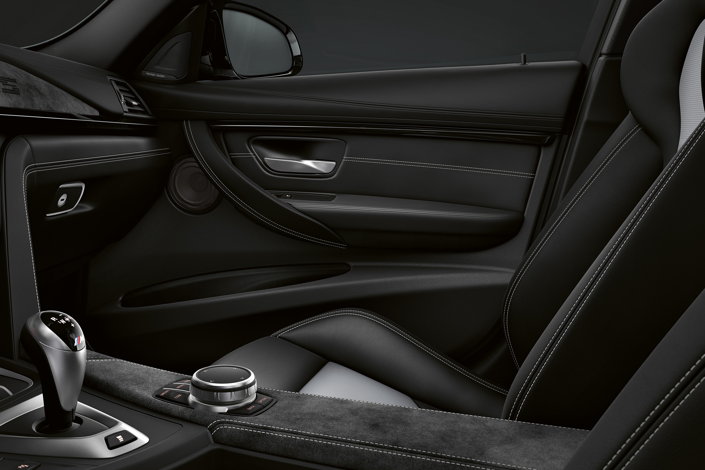 BMW M3 CS  – cabin