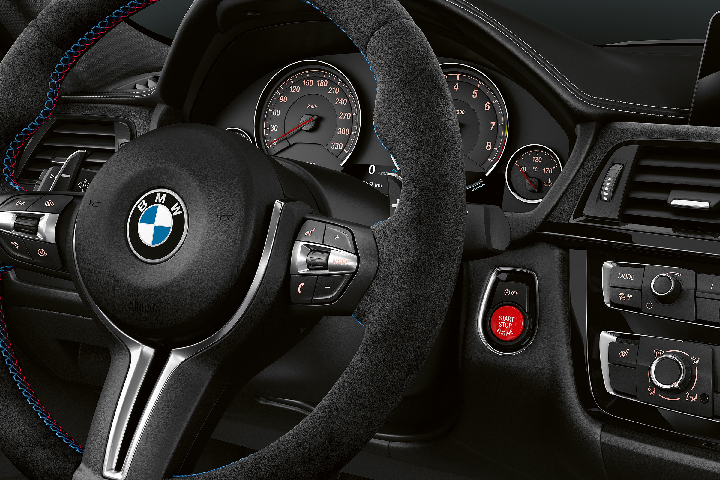 BMW M3 CS  – steering wheel