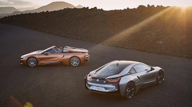 BMW i8 Roadster - switch