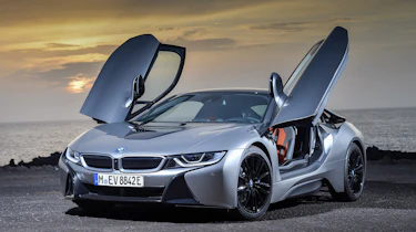BMW i8 coupe front
