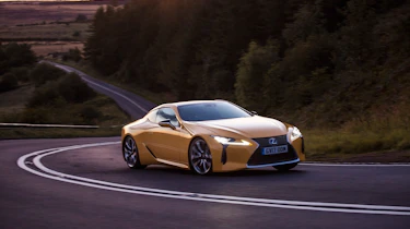 Lexus LC500 – front quarter