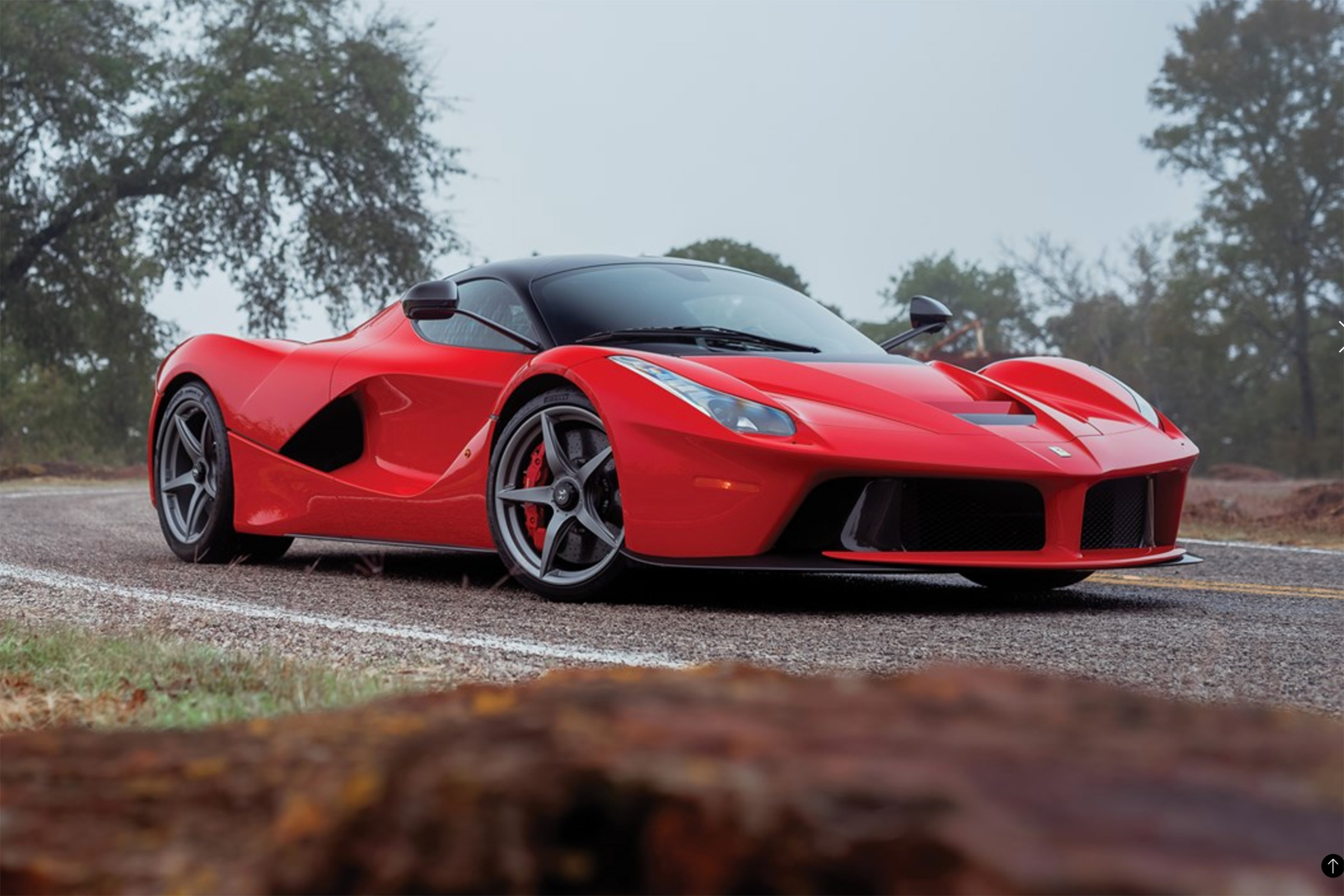Ferrari LaFerrari  – front quarter