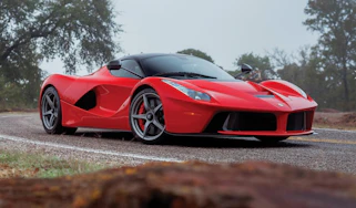 Ferrari LaFerrari – front quarter