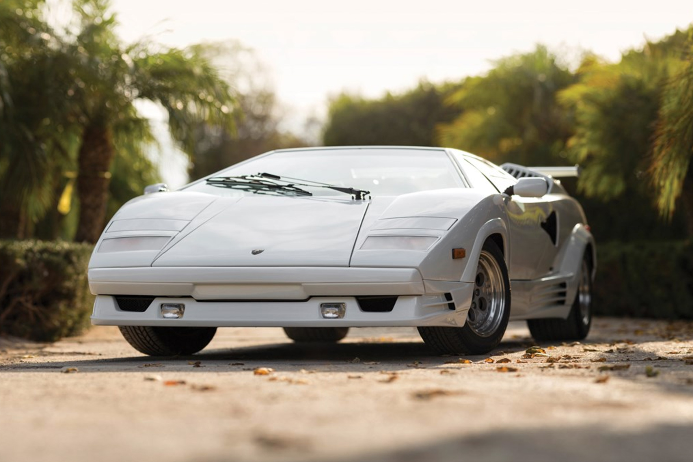 Lamborghini Countach  – front quarter