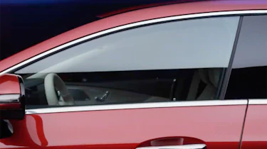 Mercedes-Benz CLS window