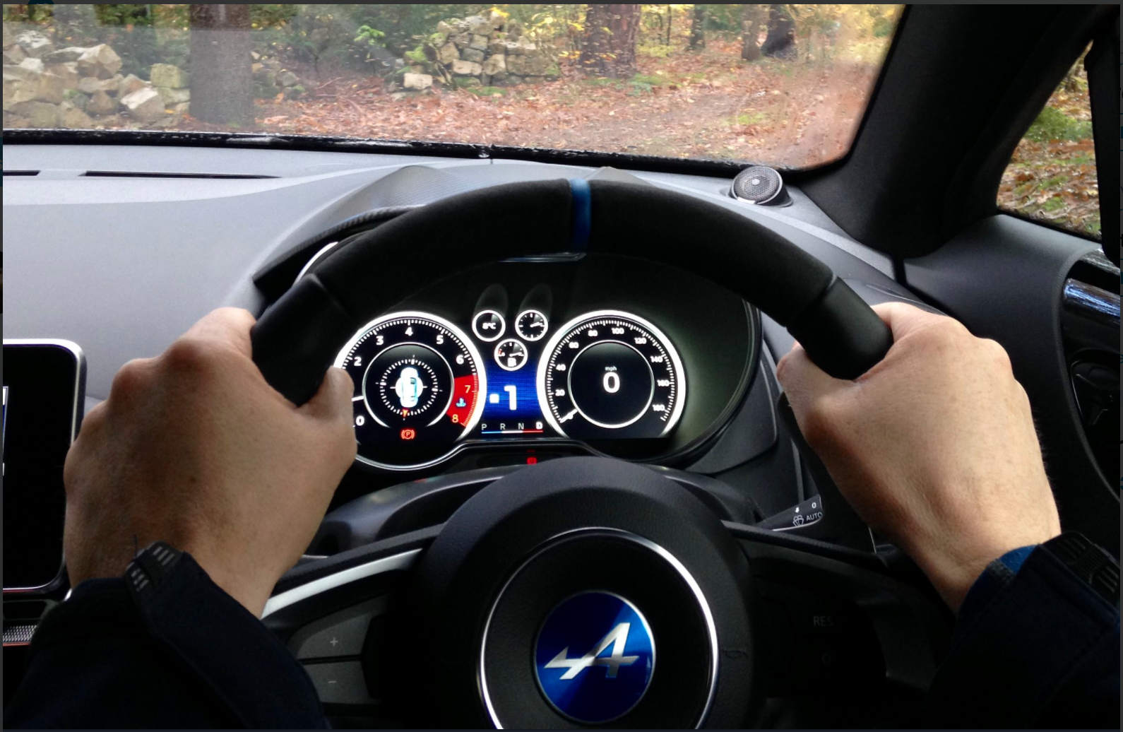 Alpine A110 – interior right-hand drive