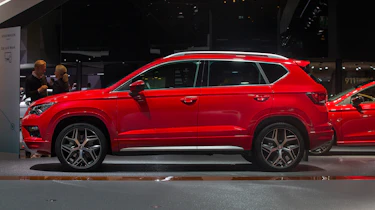 SEAT Ateca FR – side
