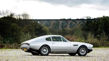 Aston Martin Vantage - rear