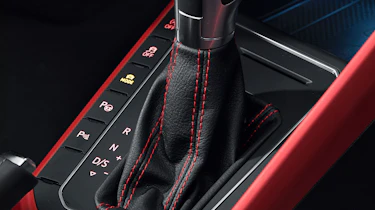 2018 VW Polo GTI – DSG gear selector