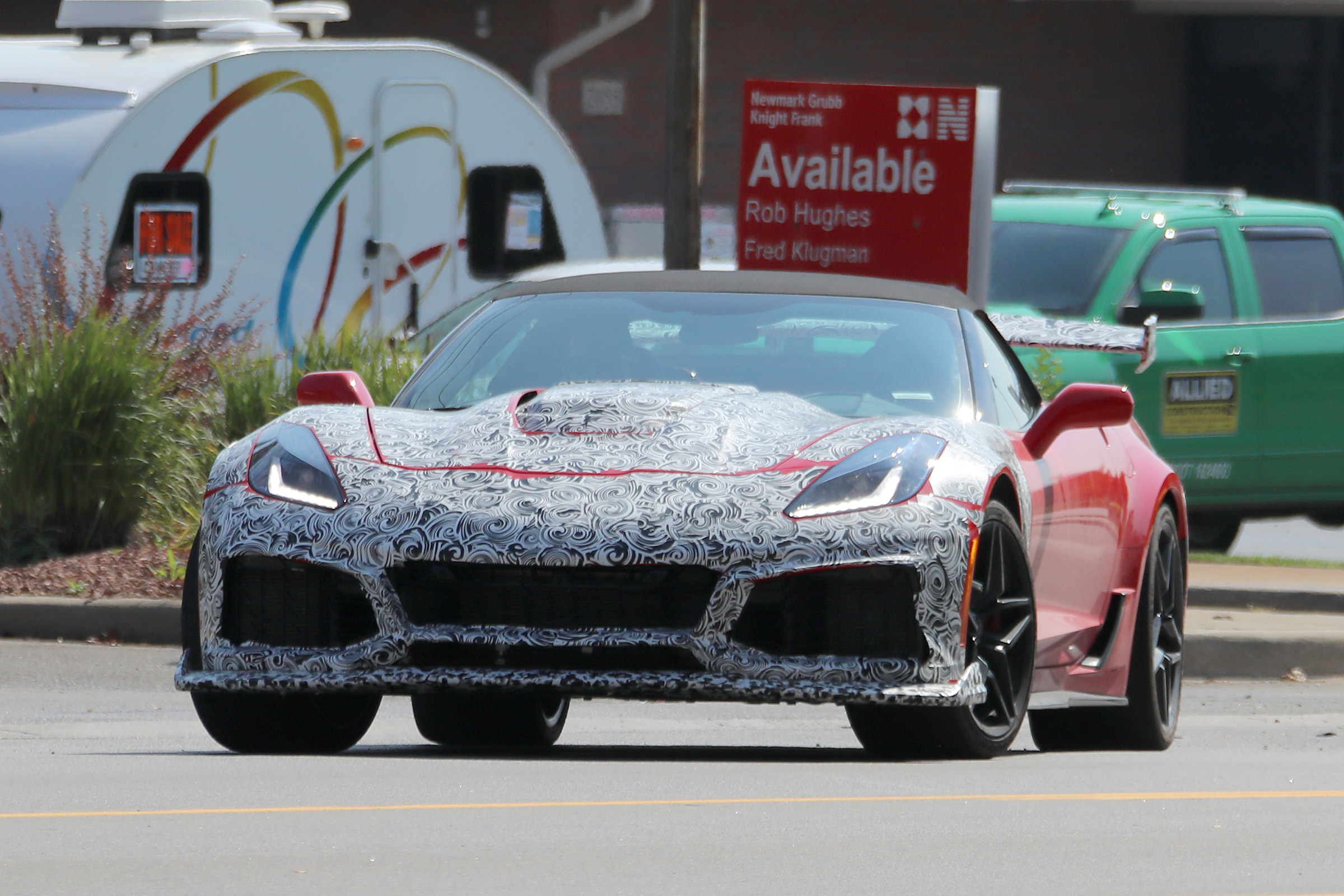 Chevrolet Corvette ZR1 spied - front quarter