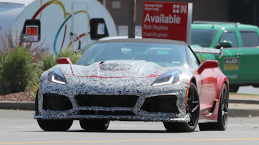 Chevrolet Corvette ZR1 spied - front quarter