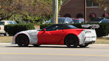 Chevrolet Corvette ZR1 spied - side