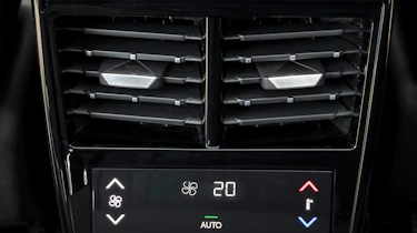 DS7 Crossback – rear-row climate controls