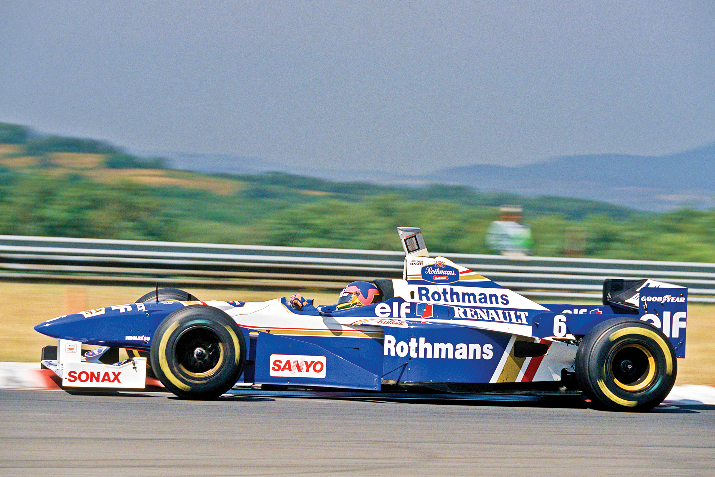 Williams FW18