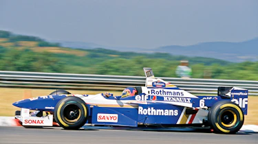 Williams FW18